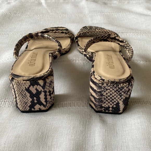 Olivia Miller 90s trendy block sandals in faux snakeskin pattern. - Picture 4 of 8